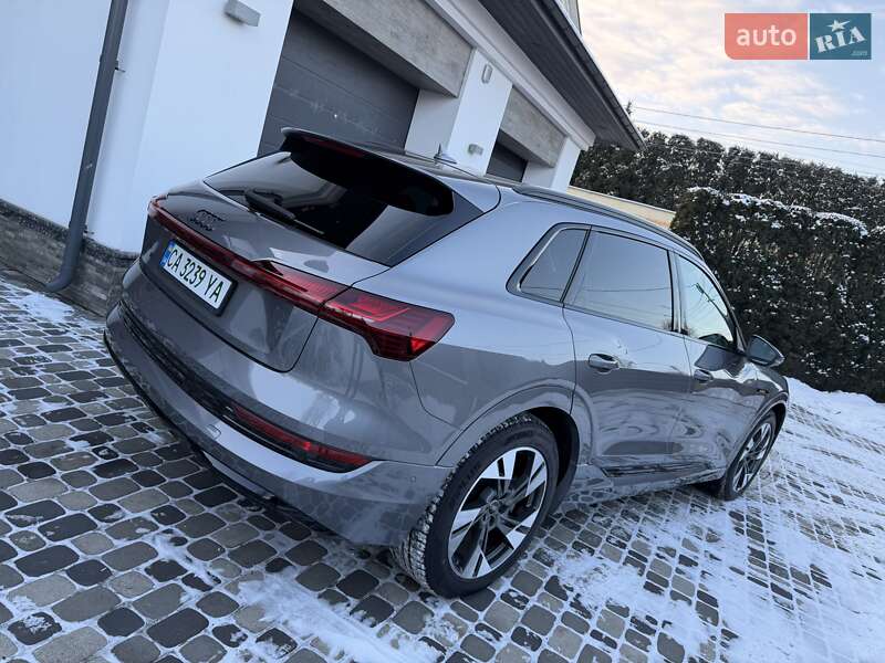 Внедорожник / Кроссовер Audi e-tron 2020 в Черкассах