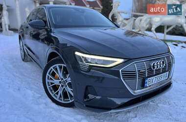Внедорожник / Кроссовер Audi e-tron 2022 в Хмельницком