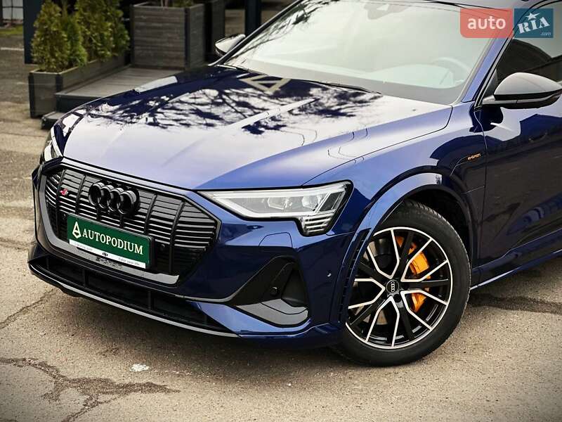 Внедорожник / Кроссовер Audi e-tron 2021 в Киеве
