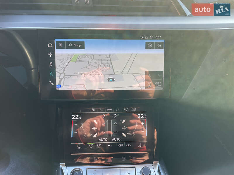 Внедорожник / Кроссовер Audi e-tron 2021 в Ровно