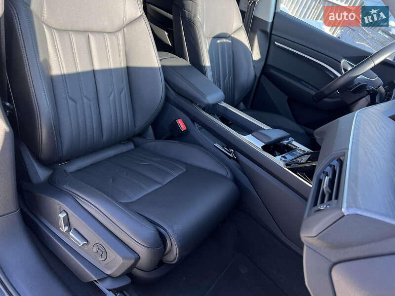 Внедорожник / Кроссовер Audi e-tron 2022 в Луцке