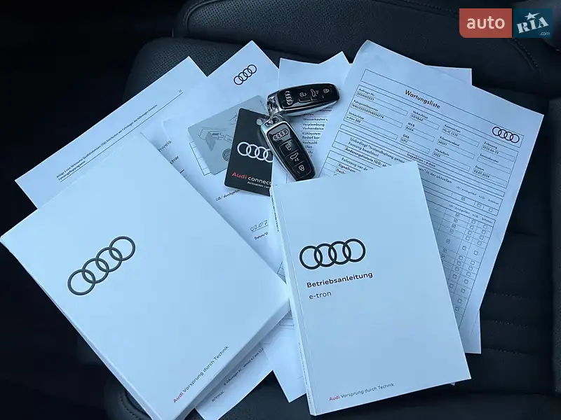 Внедорожник / Кроссовер Audi e-tron 2022 в Луцке документ