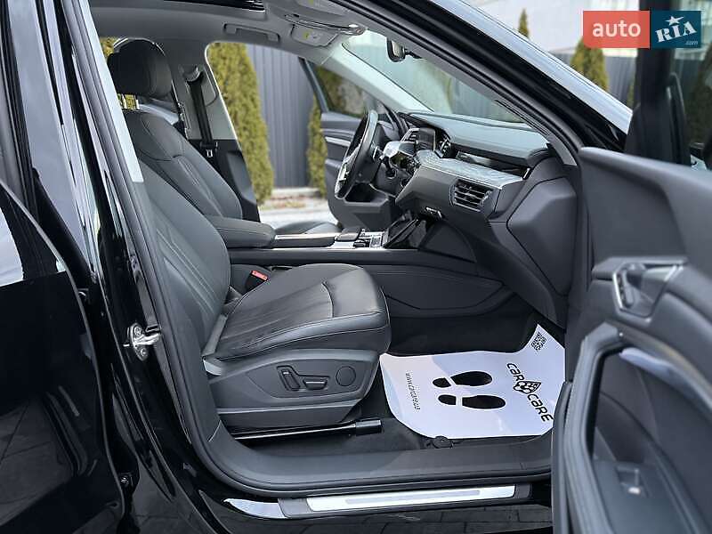 Позашляховик / Кросовер Audi e-tron 2021 в Львові