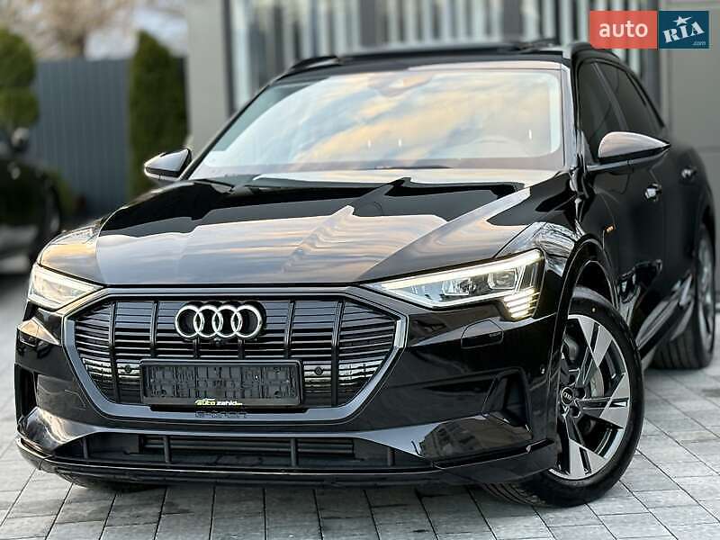 Позашляховик / Кросовер Audi e-tron 2021 в Львові