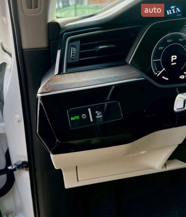 Внедорожник / Кроссовер Audi e-tron 2019 в Тернополе фото 17 Внедорожник / Кроссовер Audi e-tron 2019 в Тернополе