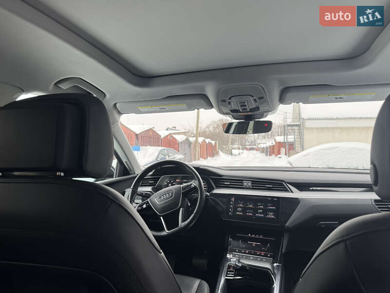 Внедорожник / Кроссовер Audi e-tron 2019 в Ровно