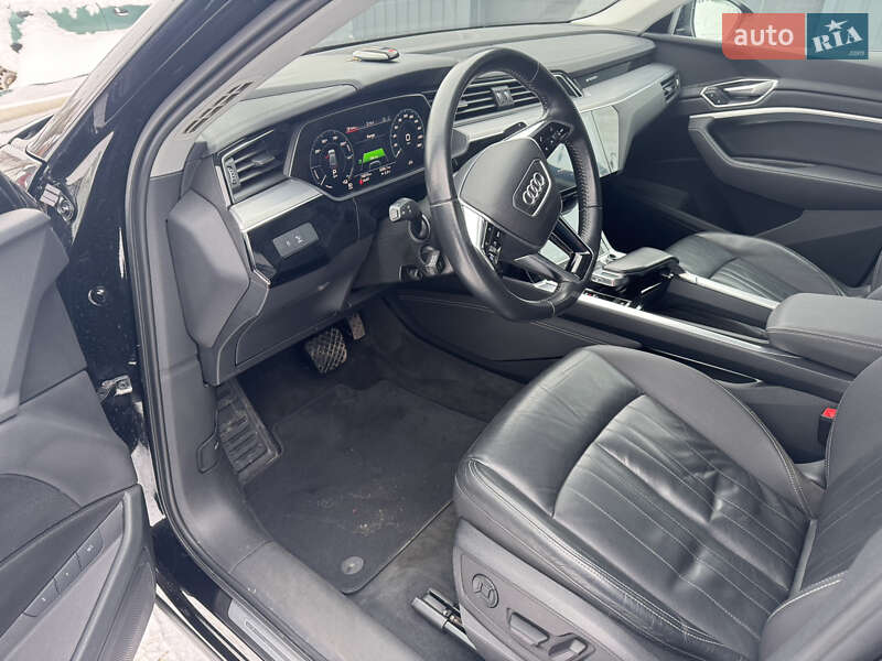 Внедорожник / Кроссовер Audi e-tron 2019 в Ровно