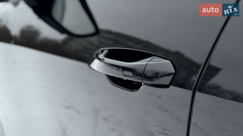 Позашляховик / Кросовер Audi e-tron 2019 в Умані фото 34 Позашляховик / Кросовер Audi e-tron 2019 в Умані