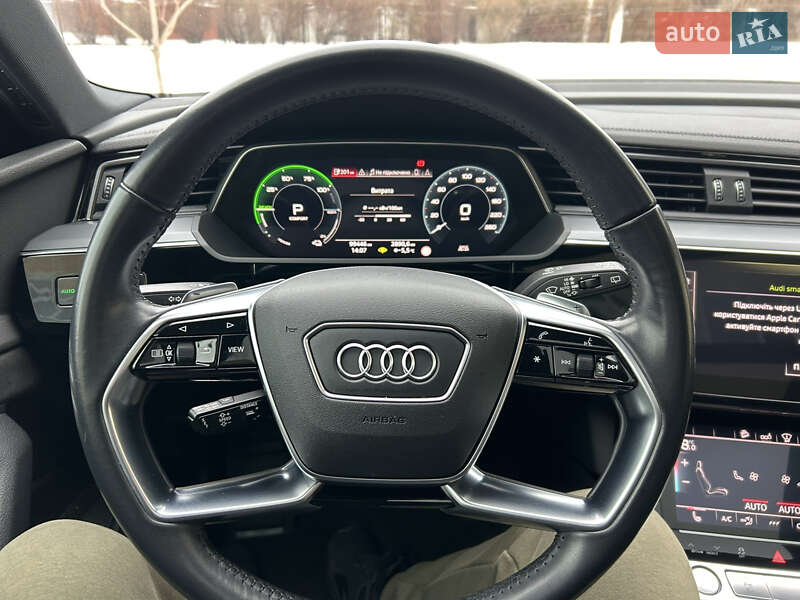 Внедорожник / Кроссовер Audi e-tron 2019 в Кривом Роге фото 18 Внедорожник / Кроссовер Audi e-tron 2019 в Кривом Роге