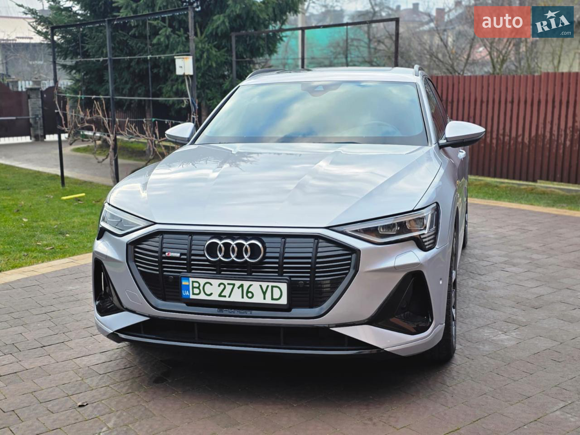 2020 Audi e-tron - мініатюра 16