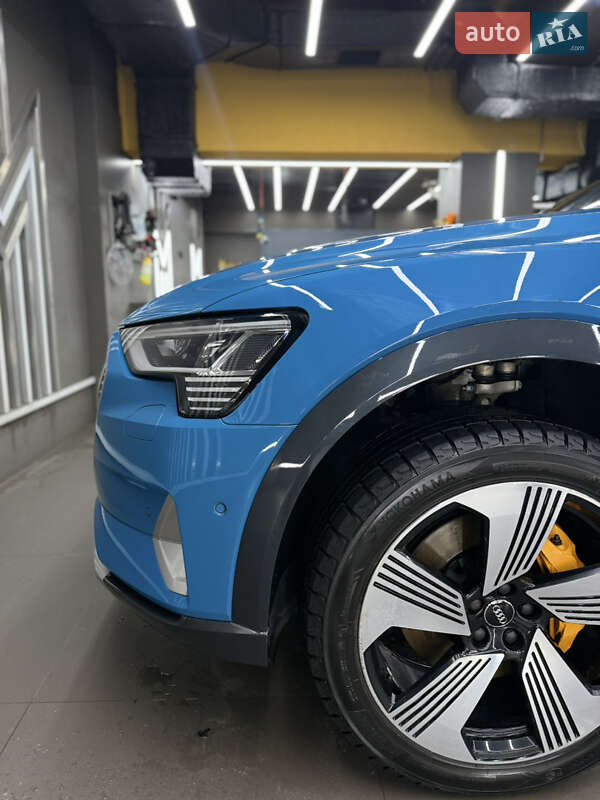 Внедорожник / Кроссовер Audi e-tron 2019 в Ужгороде фото 14 Внедорожник / Кроссовер Audi e-tron 2019 в Ужгороде