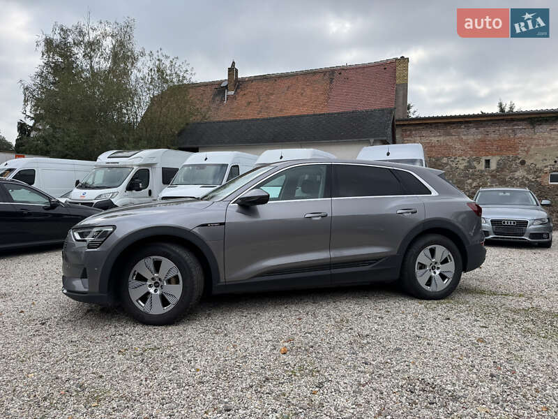 Позашляховик / Кросовер Audi e-tron 2021 в Львові