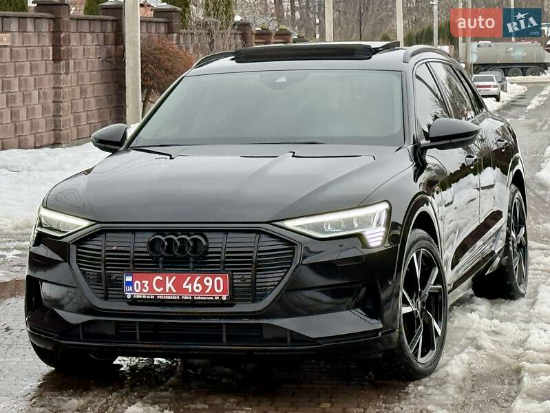Внедорожник / Кроссовер Audi e-tron 2020 в Ровно