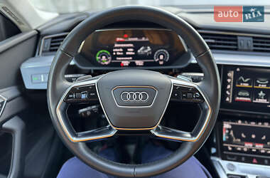 Внедорожник / Кроссовер Audi e-tron 2021 в Киеве фото 96 Внедорожник / Кроссовер Audi e-tron 2021 в Киеве