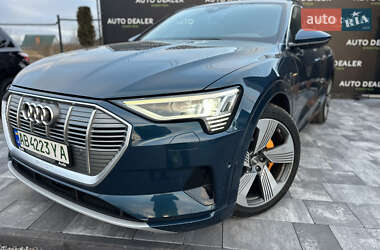 Позашляховик / Кросовер Audi e-tron 2018 в Вінниці