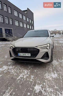 Внедорожник / Кроссовер Audi e-tron 2021 в Хмельницком