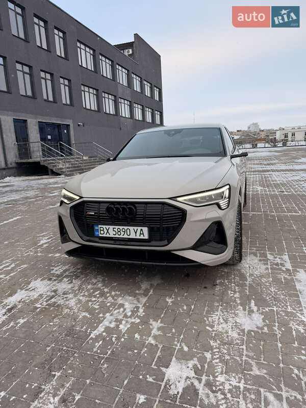 Audi e-tron 2021 Audi e-tron 2021