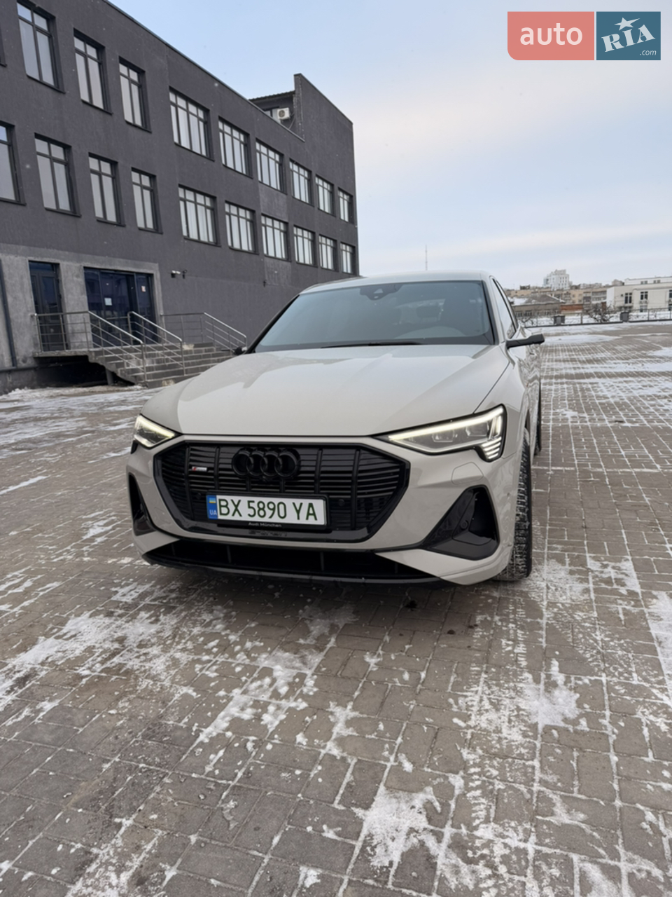 2020 Audi e-tron - мініатюра 23