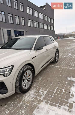 Внедорожник / Кроссовер Audi e-tron 2021 в Хмельницком
