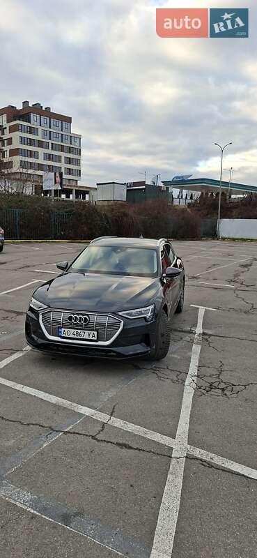 Позашляховик / Кросовер Audi e-tron 2020 в Ужгороді