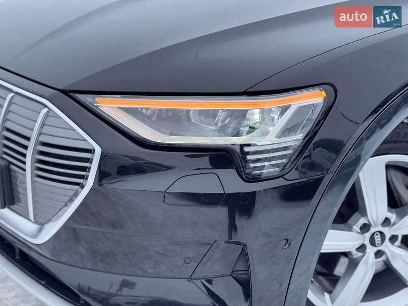 Внедорожник / Кроссовер Audi e-tron 2020 в Ивано-Франковске