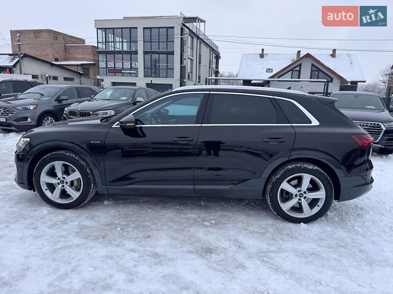 Внедорожник / Кроссовер Audi e-tron 2020 в Ивано-Франковске