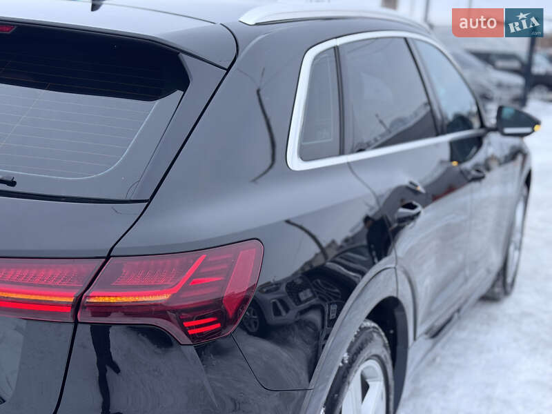 Внедорожник / Кроссовер Audi e-tron 2020 в Ивано-Франковске