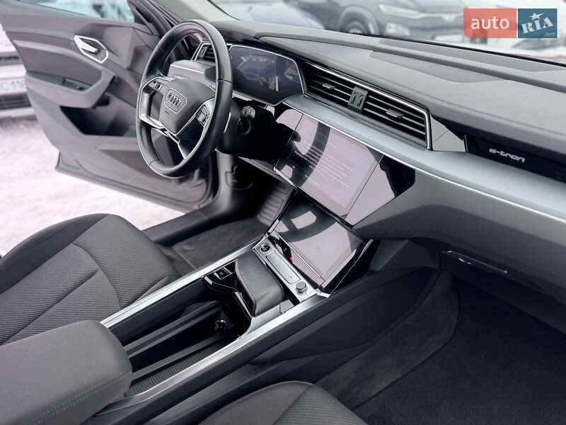 Внедорожник / Кроссовер Audi e-tron 2020 в Ивано-Франковске