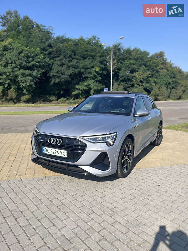 Позашляховик / Кросовер Audi e-tron 2022 в Львові фото 29 Позашляховик / Кросовер Audi e-tron 2022 в Львові