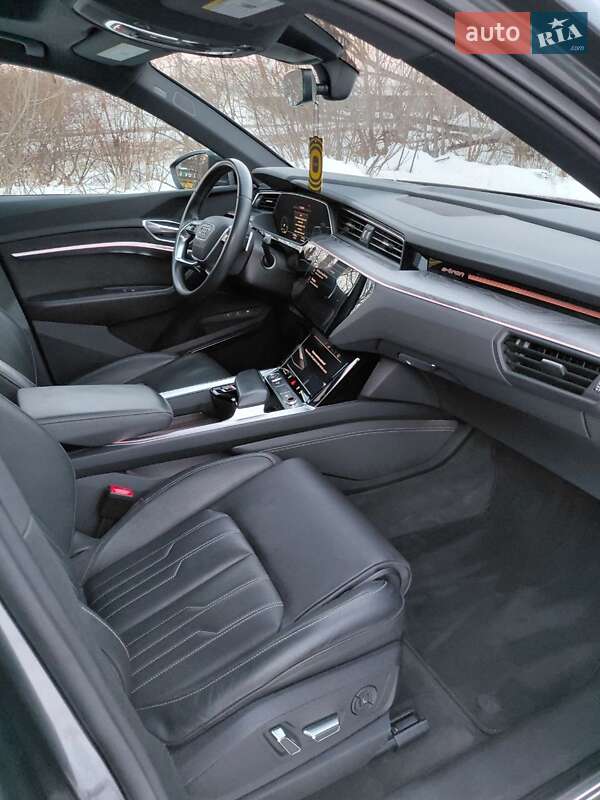 Внедорожник / Кроссовер Audi e-tron 2019 в Львове фото 9 Внедорожник / Кроссовер Audi e-tron 2019 в Львове