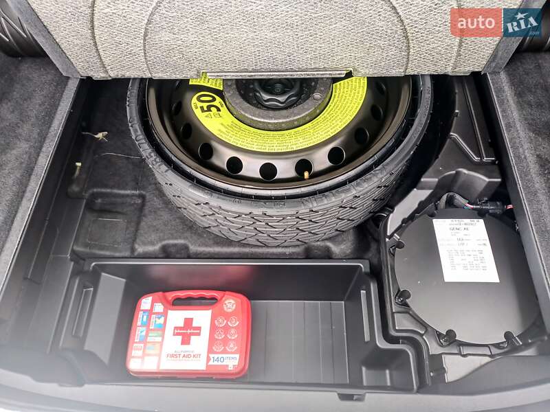 Позашляховик / Кросовер Audi e-tron 2022 в Львові