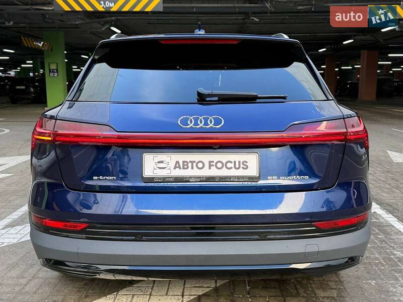 Внедорожник / Кроссовер Audi e-tron 2021 в Киеве