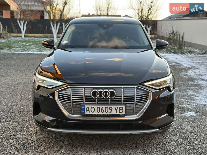 Позашляховик / Кросовер Audi e-tron 2020 в Ужгороді