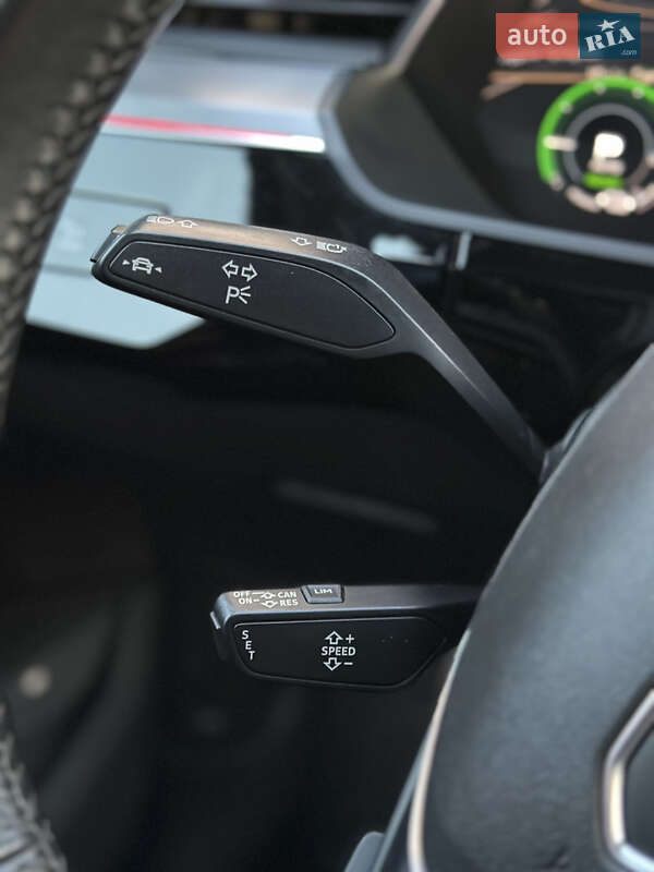 Позашляховик / Кросовер Audi e-tron 2020 в Ужгороді