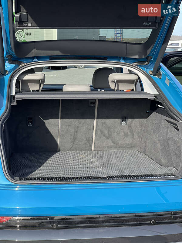 Внедорожник / Кроссовер Audi e-tron 2020 в Львове