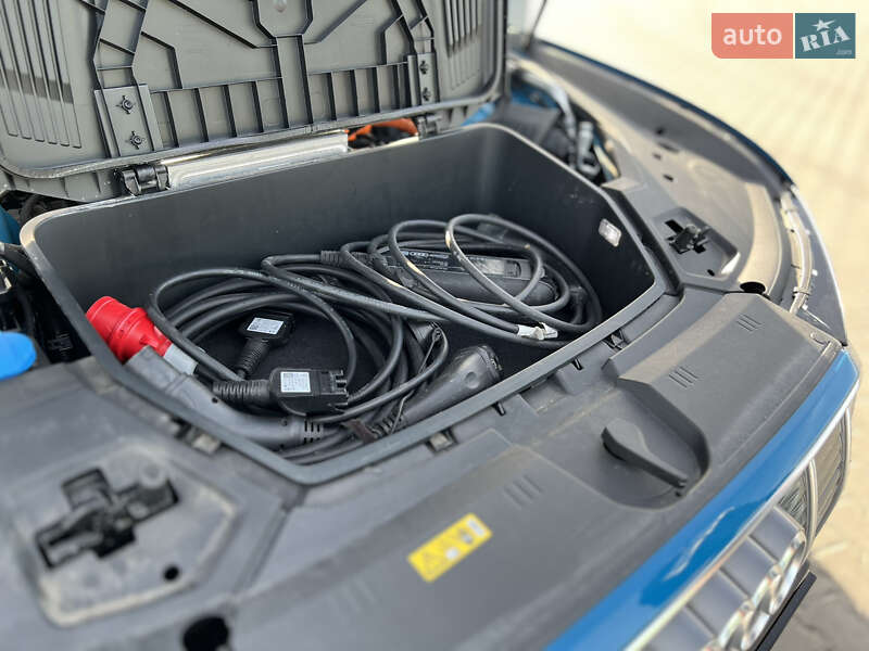 Внедорожник / Кроссовер Audi e-tron 2020 в Львове