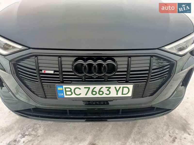 Позашляховик / Кросовер Audi e-tron 2022 в Львові