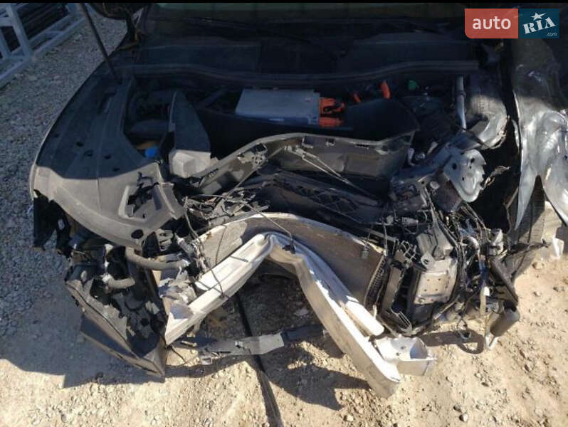 Позашляховик / Кросовер Audi e-tron 2019 в Львові фото 14 Позашляховик / Кросовер Audi e-tron 2019 в Львові