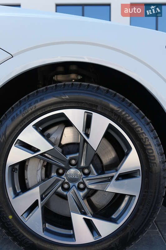 Позашляховик / Кросовер Audi e-tron 2020 в Луцьку фото 6 Позашляховик / Кросовер Audi e-tron 2020 в Луцьку