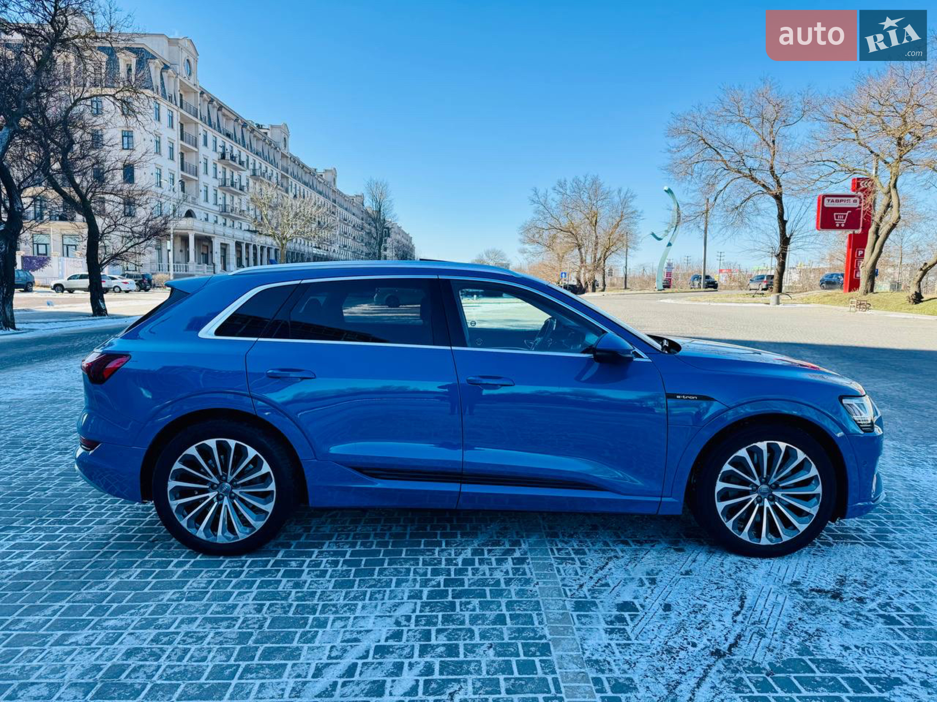 2019 Audi e-tron - мініатюра 6