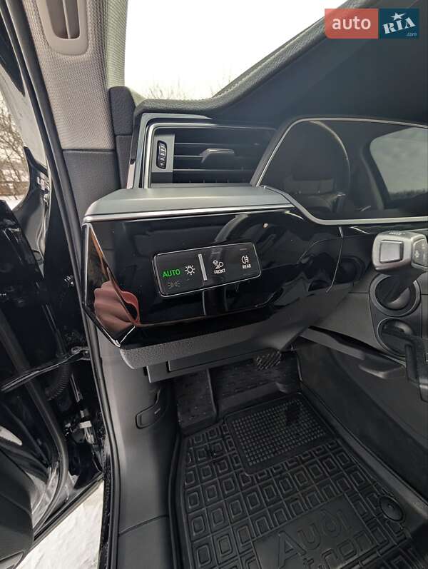 Внедорожник / Кроссовер Audi e-tron 2020 в Нововолынске