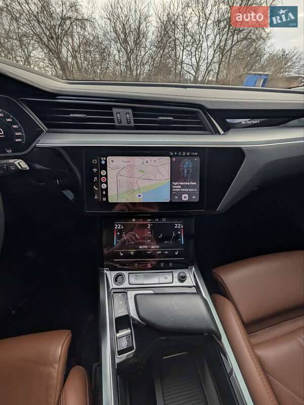 Внедорожник / Кроссовер Audi e-tron 2020 в Нововолынске