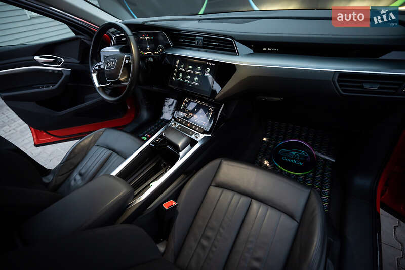 Внедорожник / Кроссовер Audi e-tron 2021 в Луцке