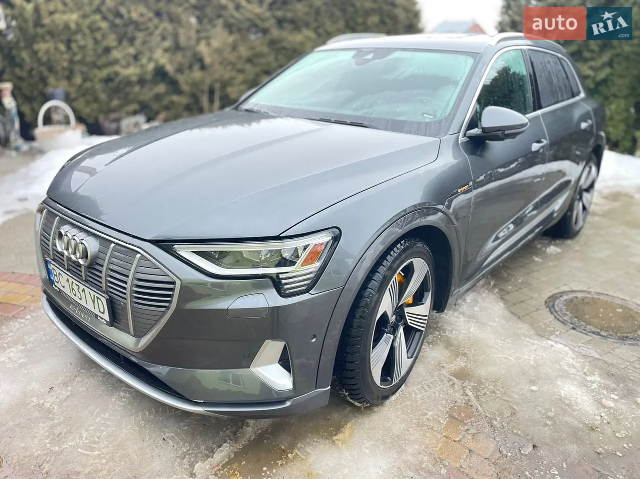 2019 Audi e-tron - мініатюра 32