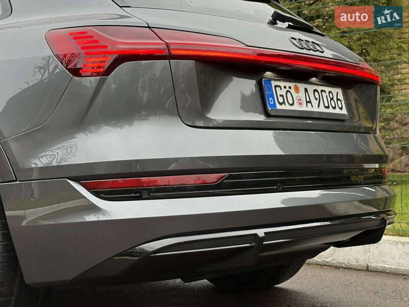 Позашляховик / Кросовер Audi e-tron 2021 в Рівному фото 7 Позашляховик / Кросовер Audi e-tron 2021 в Рівному