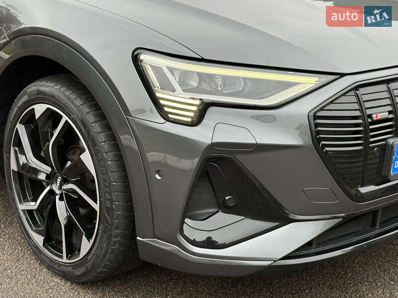 Позашляховик / Кросовер Audi e-tron 2021 в Рівному фото 13 Позашляховик / Кросовер Audi e-tron 2021 в Рівному