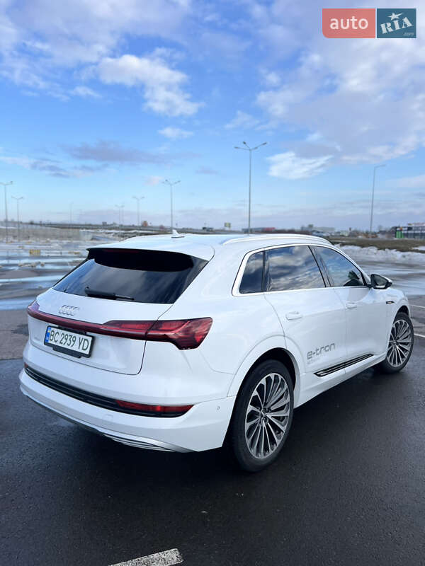 Внедорожник / Кроссовер Audi e-tron 2019 в Львове