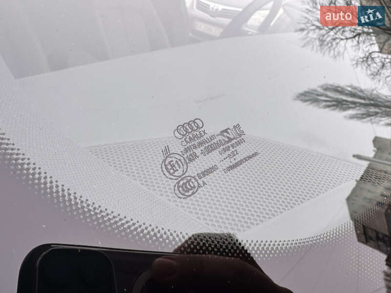 Позашляховик / Кросовер Audi e-tron 2022 в Хмельницькому