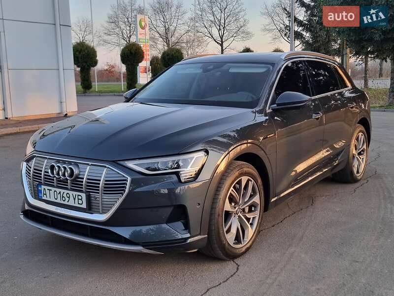 Внедорожник / Кроссовер Audi e-tron 2020 в Коломые