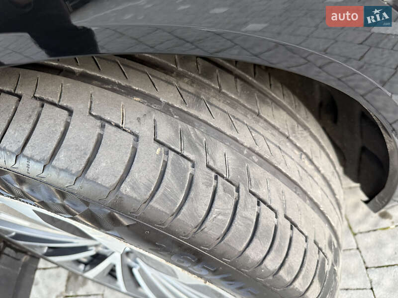 Позашляховик / Кросовер Audi e-tron 2019 в Трускавці фото 30 Позашляховик / Кросовер Audi e-tron 2019 в Трускавці